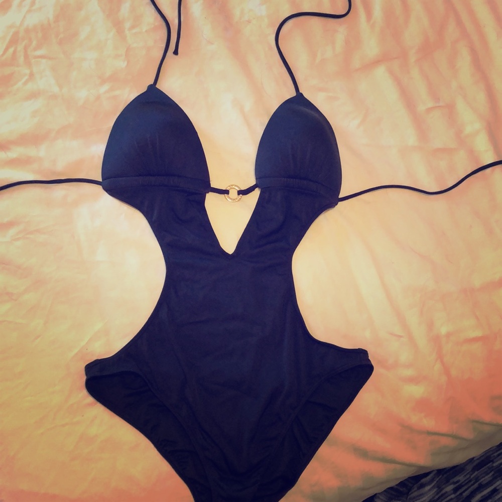 Victoria’s Secret monokini
